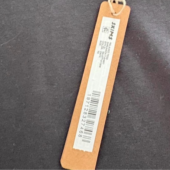 SKIMS Black Short Sleeve Tee - Picture 2 of 3